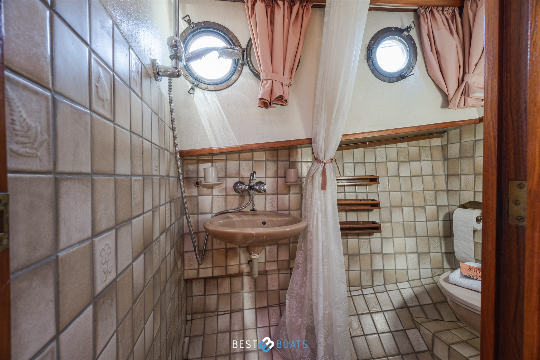foto: 29 Linssen St. Jozef 1050 Salon