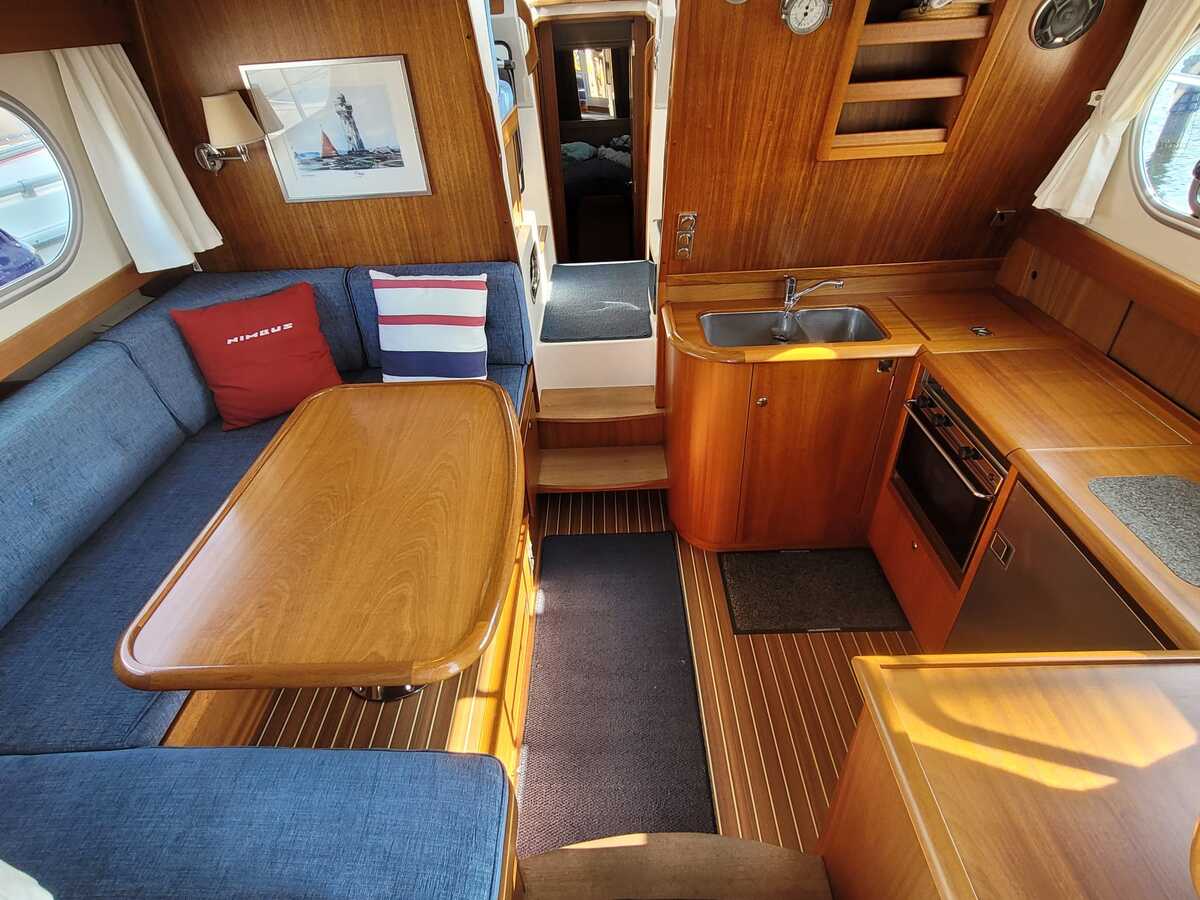 foto: 19 Nimbus 380 Commander