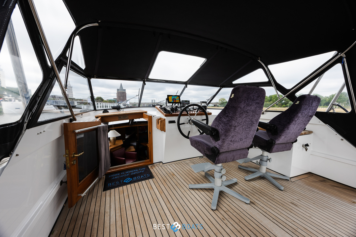 foto: 27 Valkkruiser Content 1300