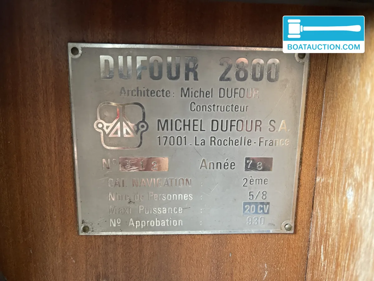 foto: 31 Dufour 2800
