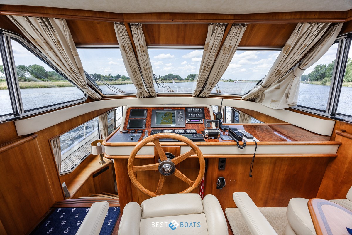 foto: 39 Van den Hoven Exclusive 1600