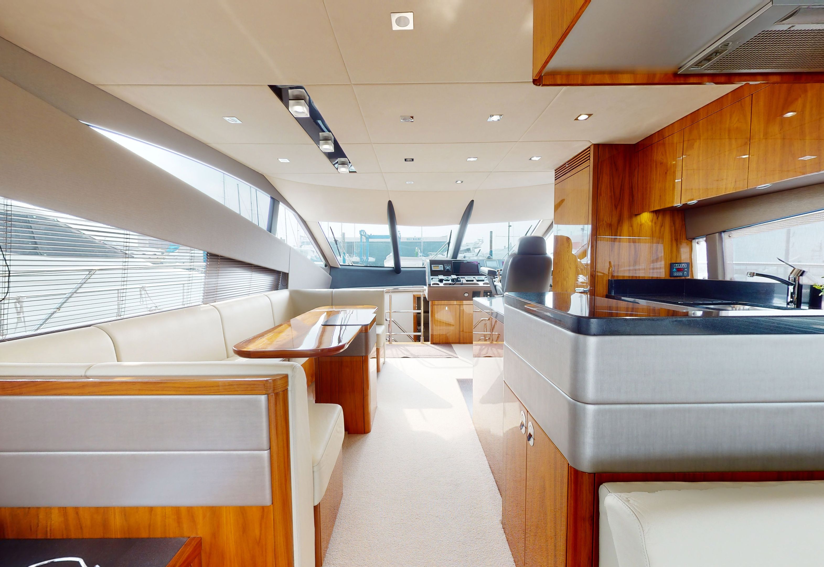 foto: 26 Sunseeker 65 Manhattan