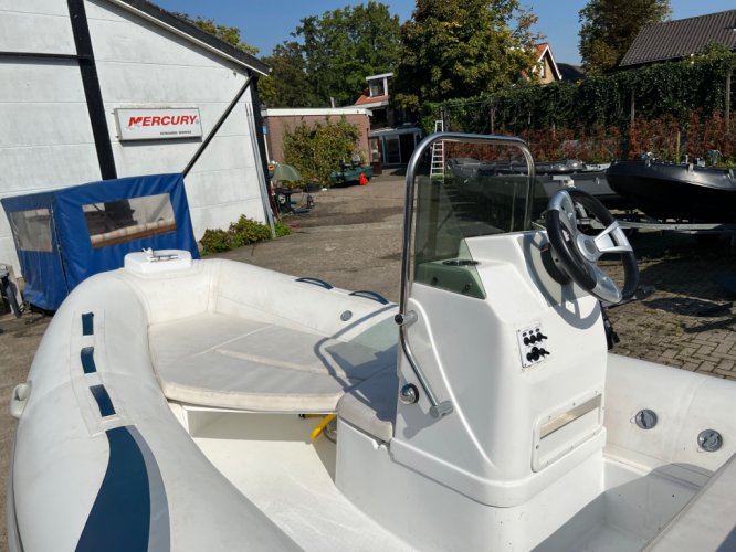 foto: 6 Tiger Marine 440 Sportline