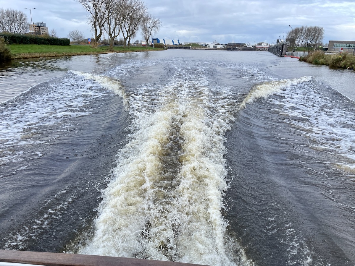 foto: 16 Beneteau Antares 980