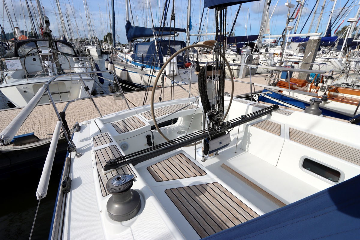 foto: 93 Beneteau  First 36.7 Performance uitvoering