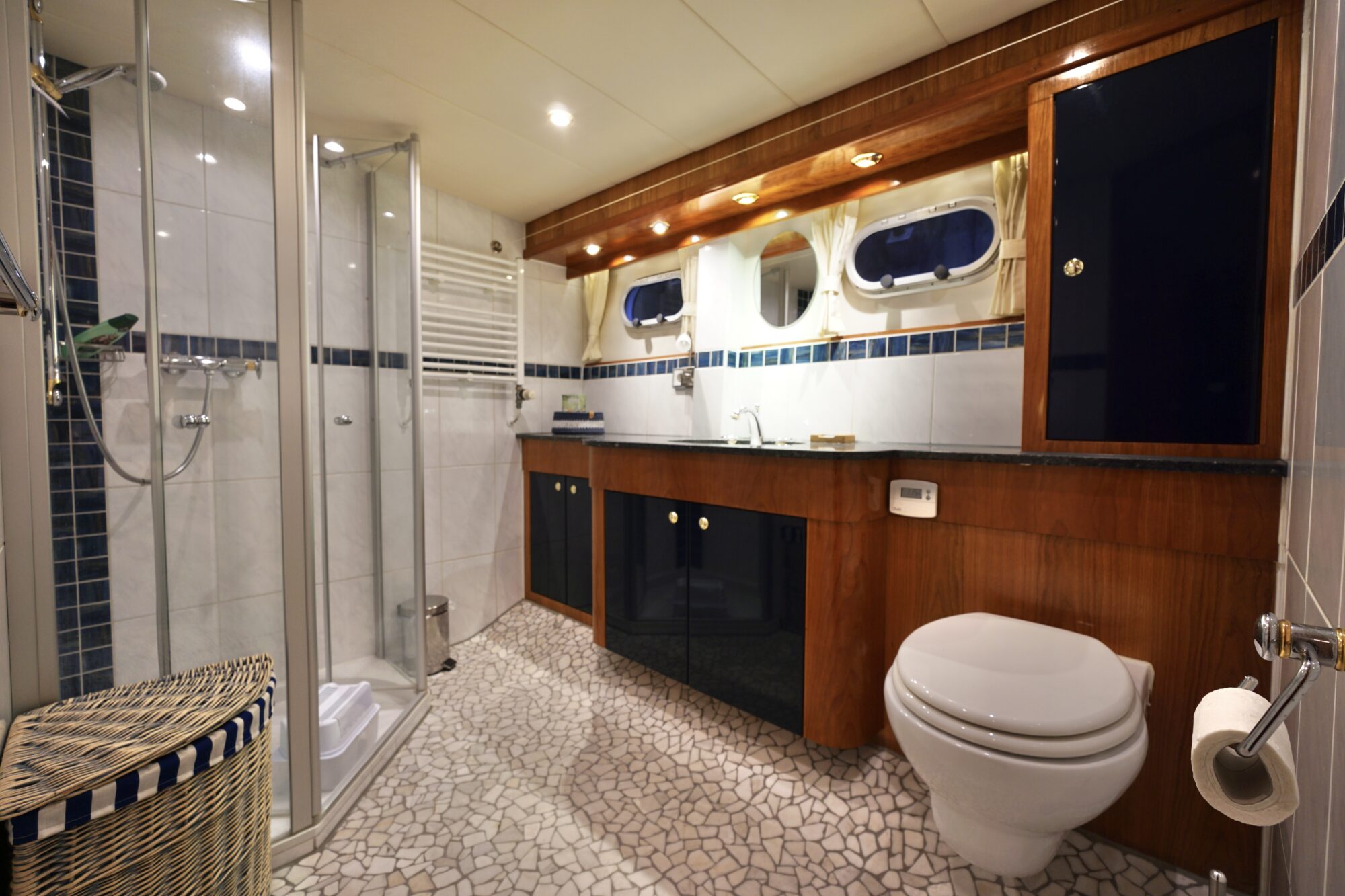 foto: 58 Van der Heijden Van der Heijden 17.00 Dynamic Deluxe VS