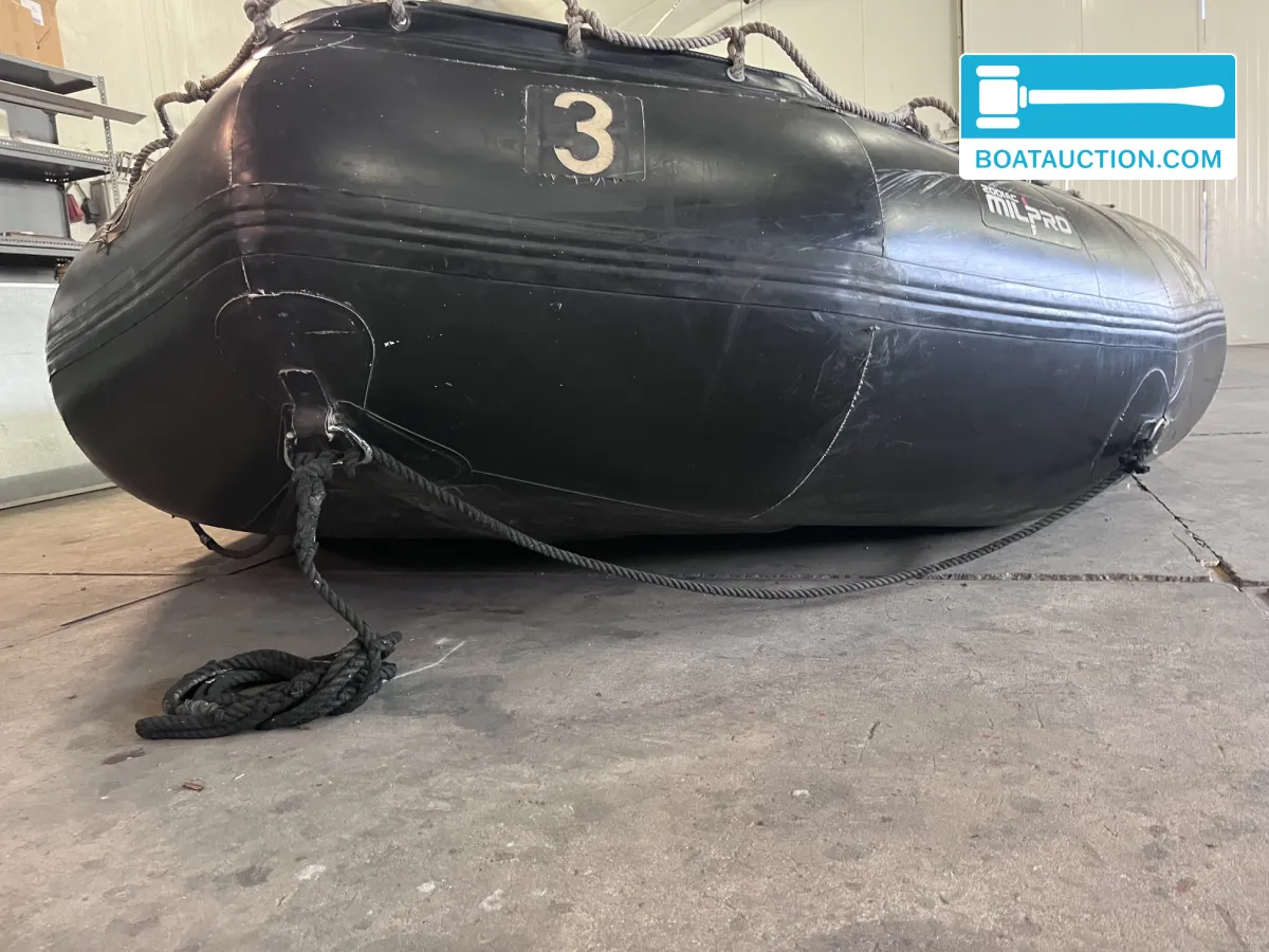 foto: 24 Zodiac Milpro MK 6 HD