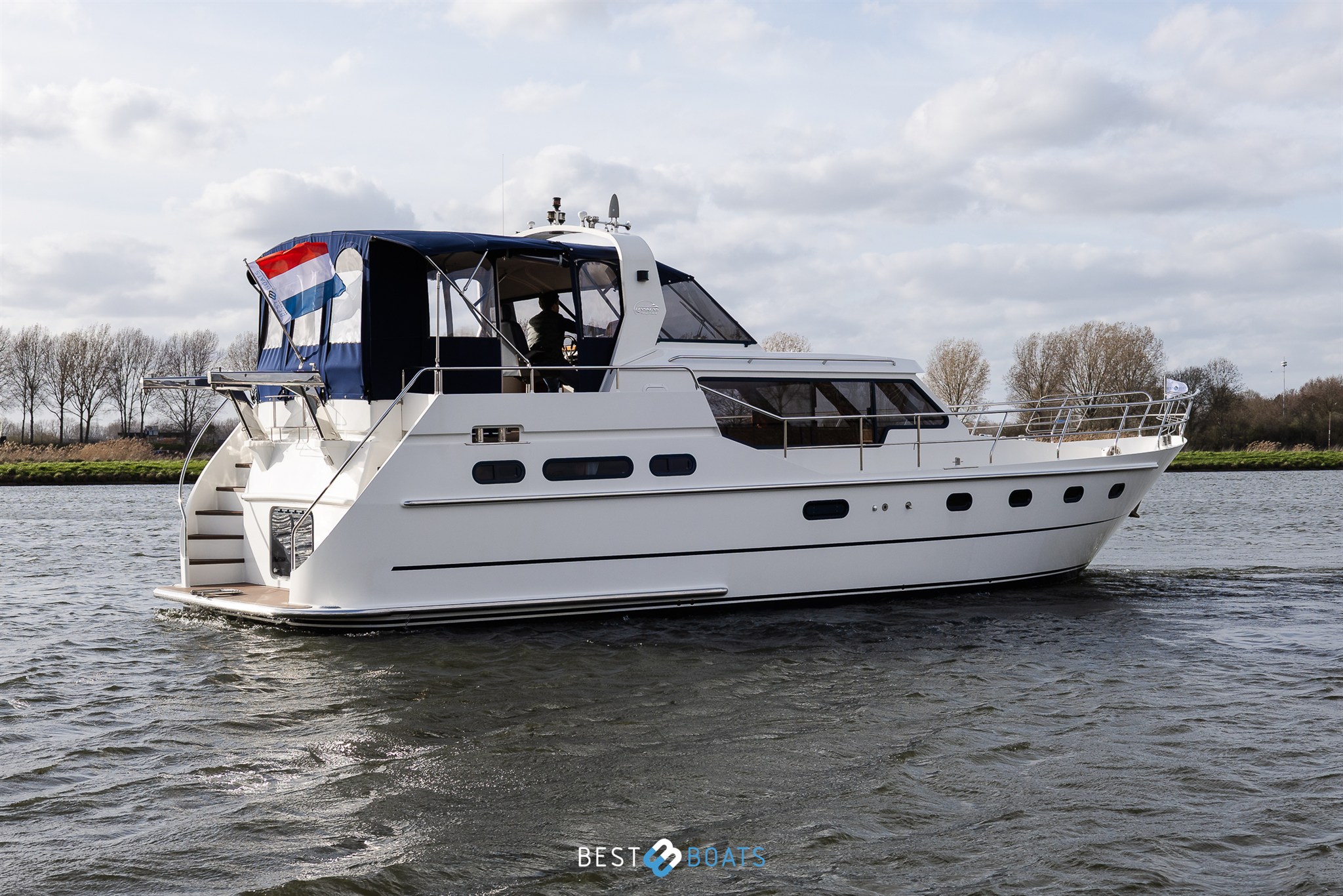 foto: 35 Linskens Catfish 1400