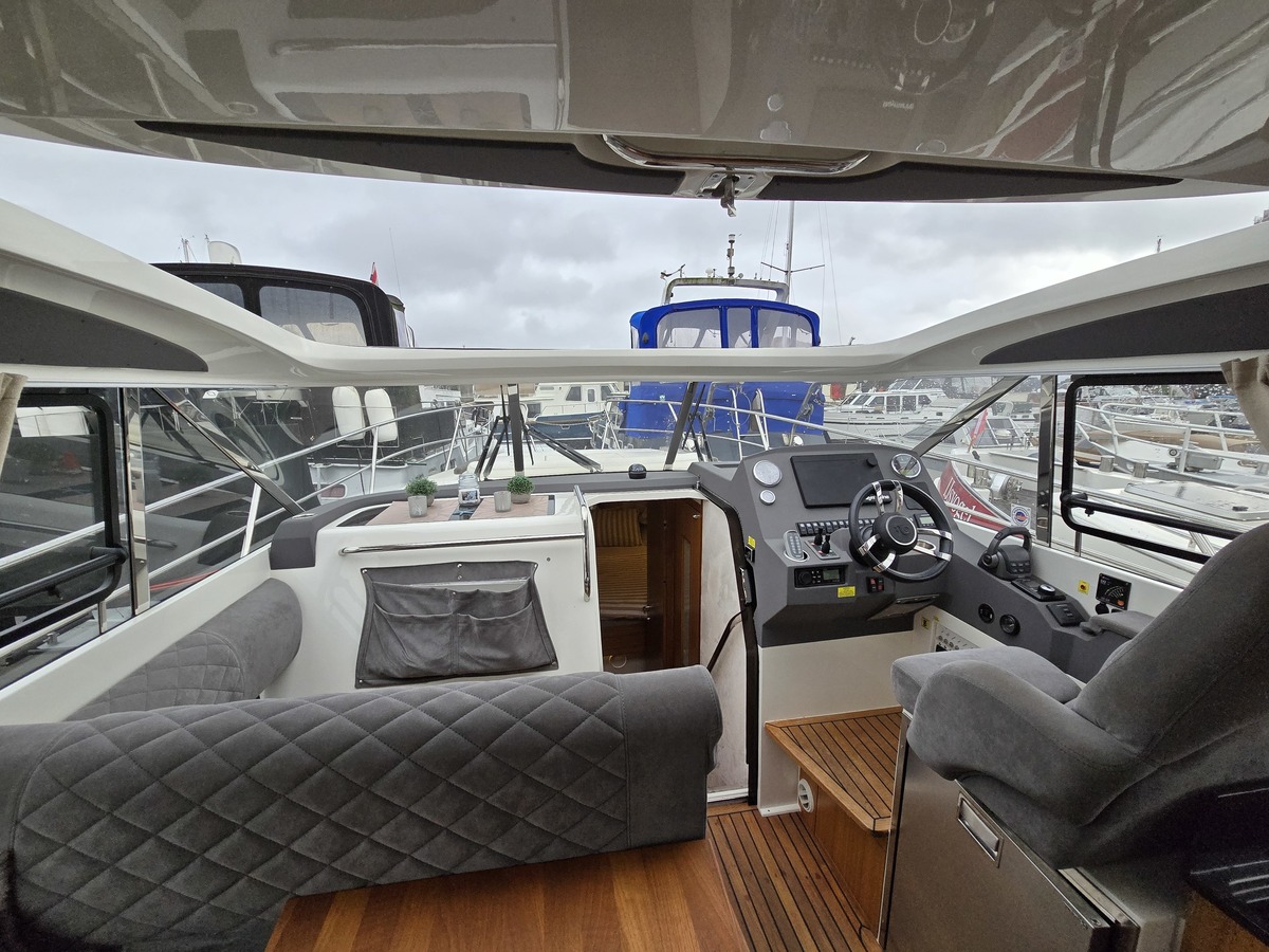 foto: 32 Marex 375