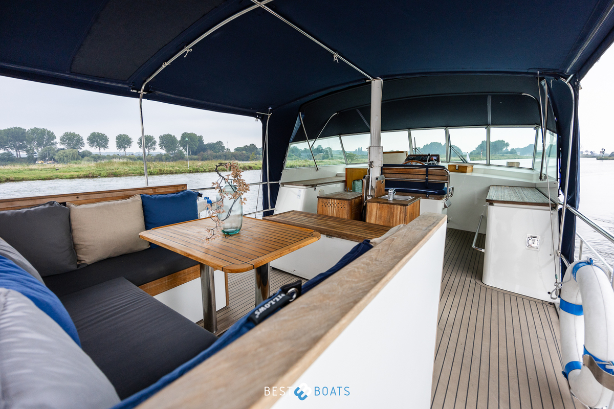 foto: 60 Tradewind 33