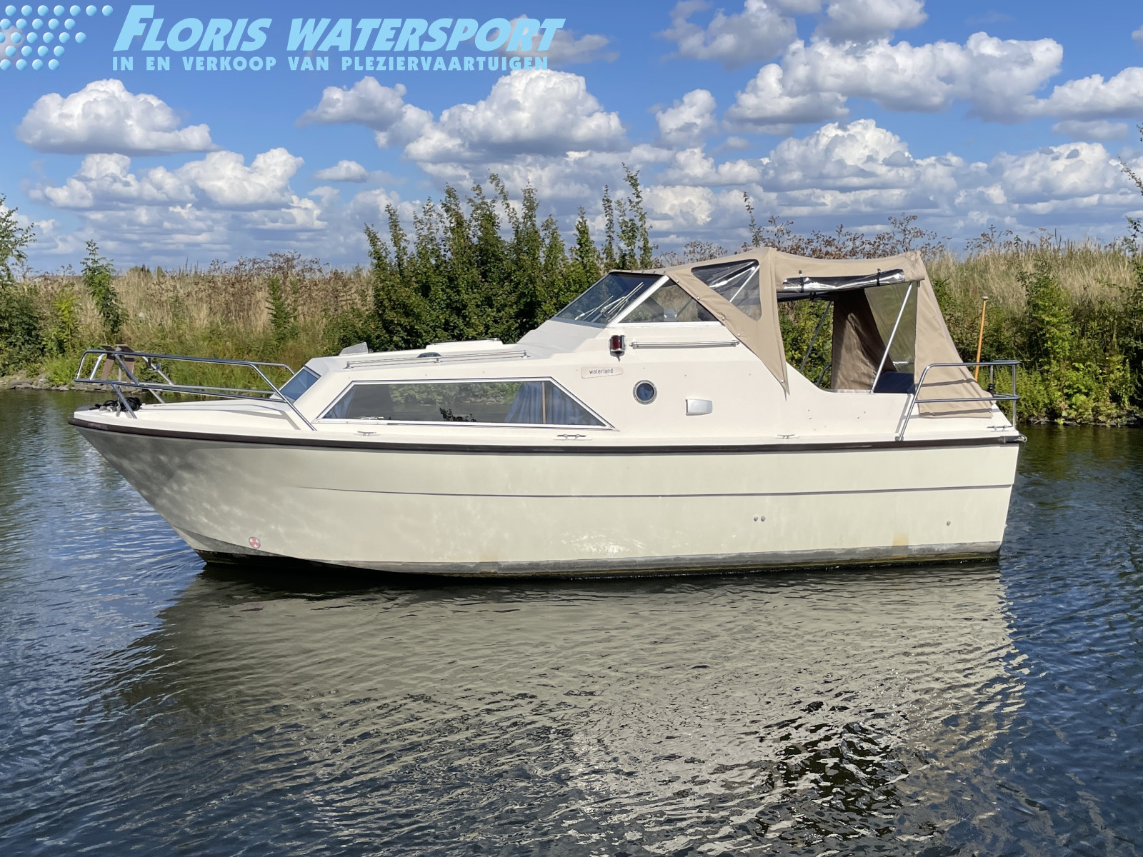 foto: 11 Waterland 750