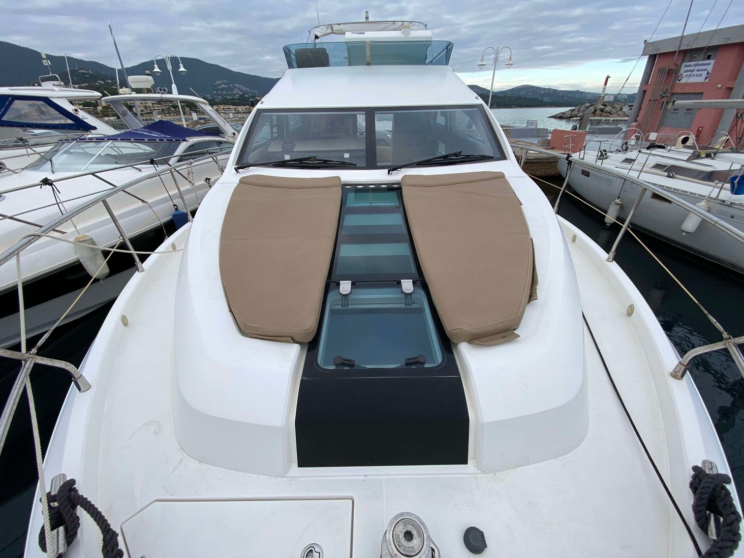 foto: 14 Fairline Squadron 42