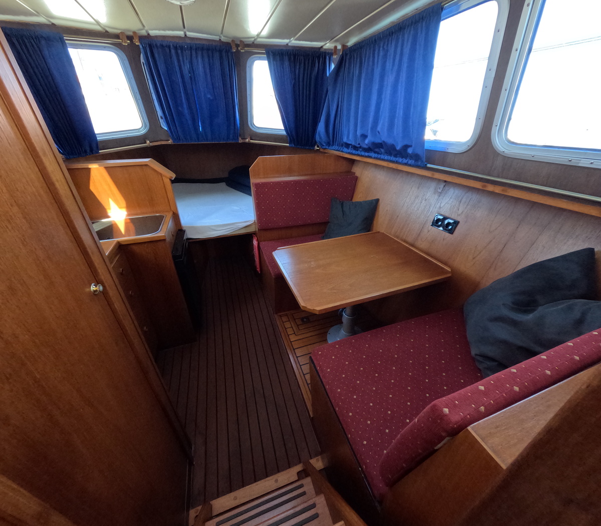 foto: 21 Beachcraft  850 Refit