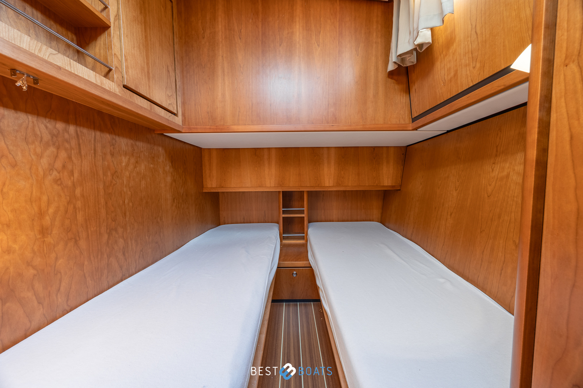 foto: 28 Linssen Grand Sturdy 40.0 Sedan