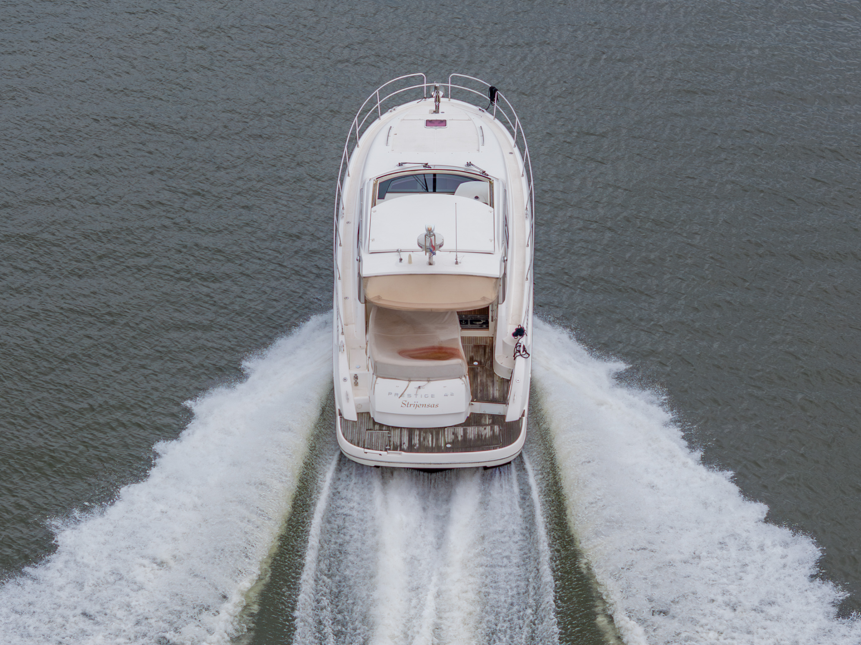 foto: 68 Jeanneau Prestige 42S