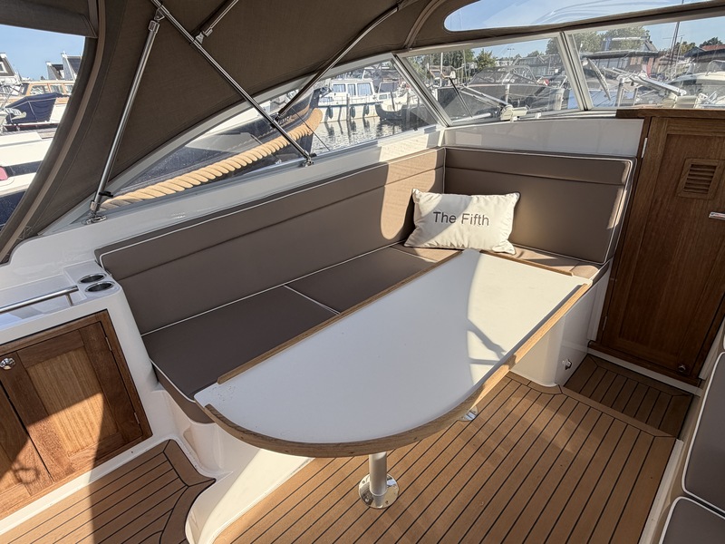 foto: 25 Intender 950 Cabrio