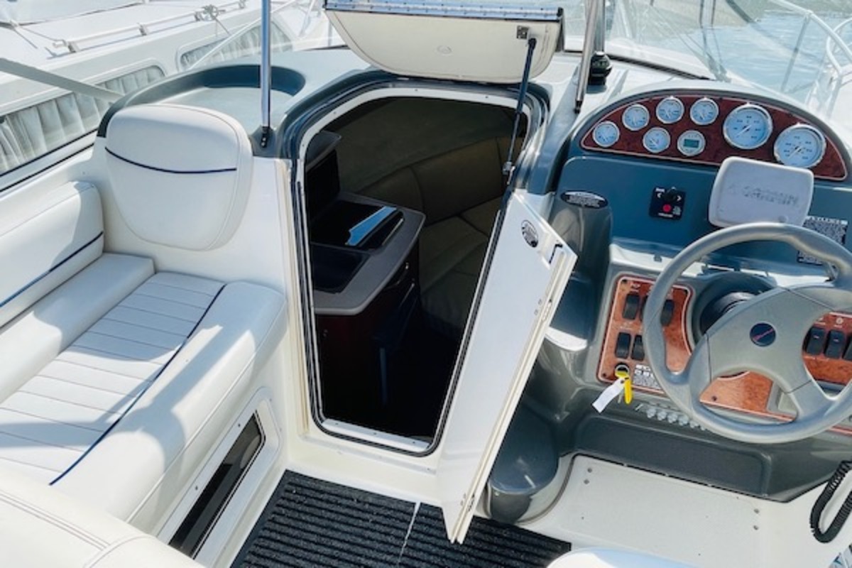 foto: 5 Bayliner 245 Ciera