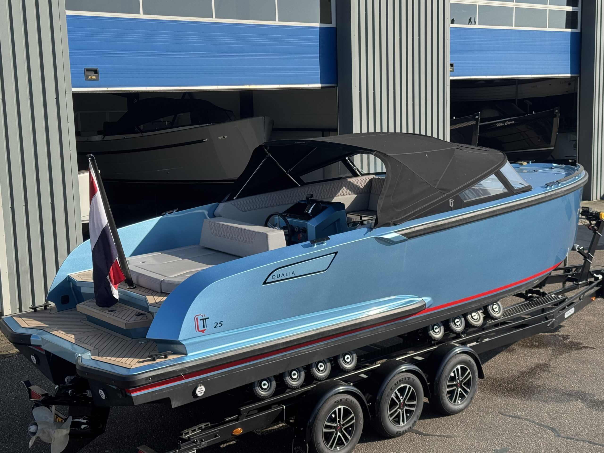 foto: 14 Qualia QT25