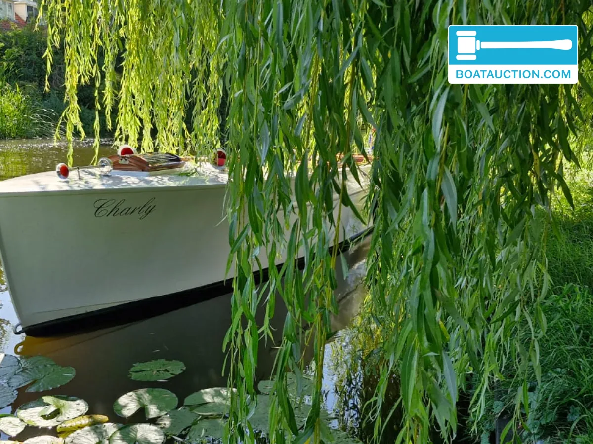 foto: 22 Klassieke Autoboot