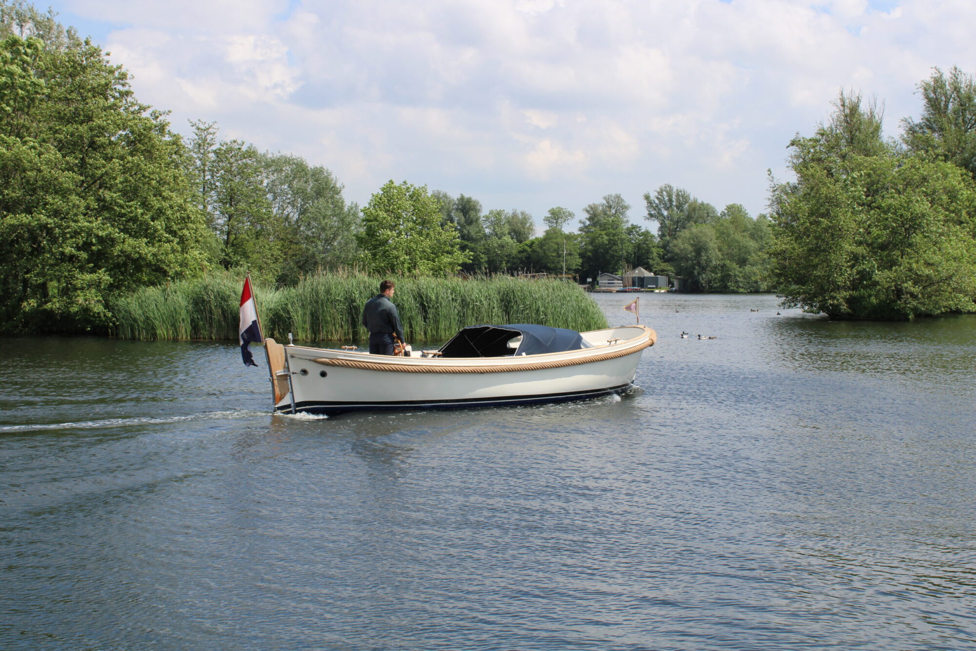 foto: 12 Jan van Gent Jan van Gent 8.20 OK Sloep