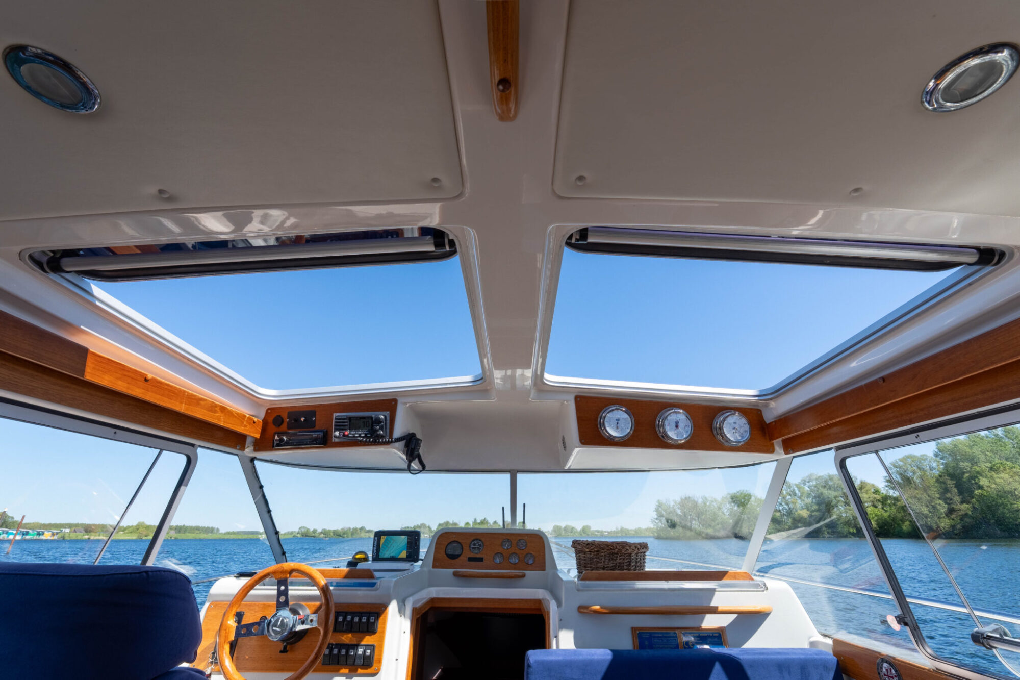 foto: 93 Nimbus Nimbus 280 Coupé
