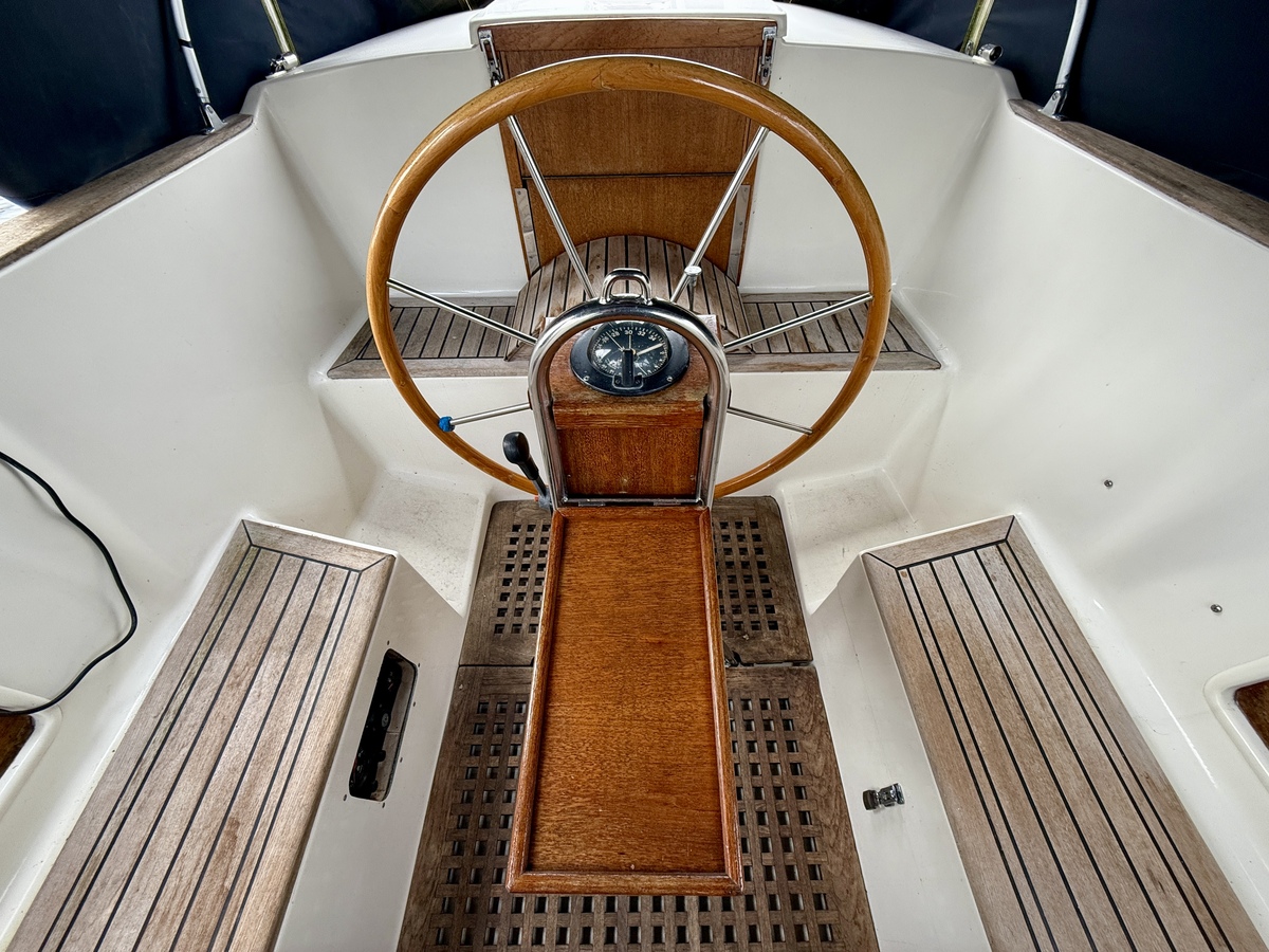 foto: 27 Targa 96 AK