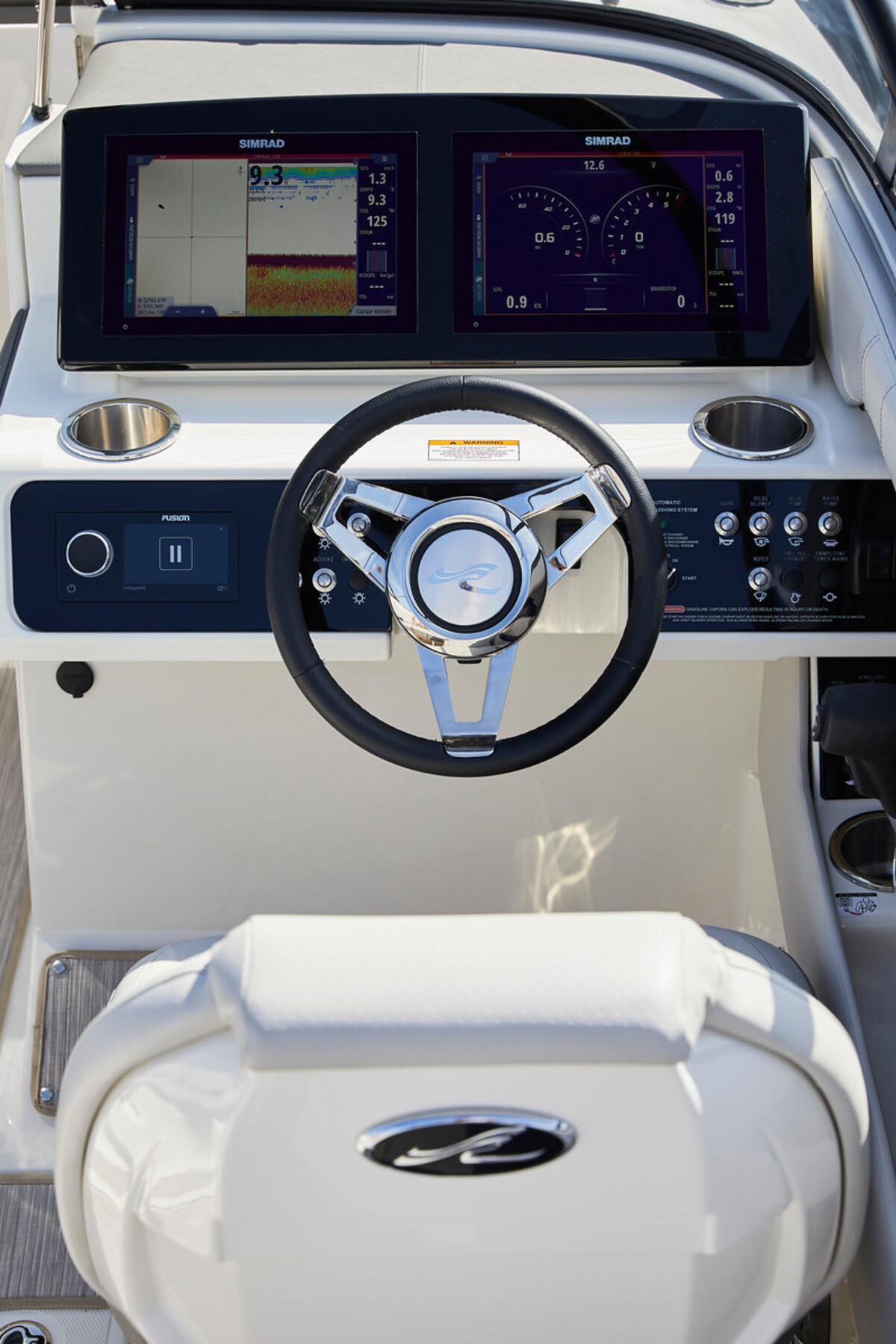 foto: 9 Sea Ray SLX 250