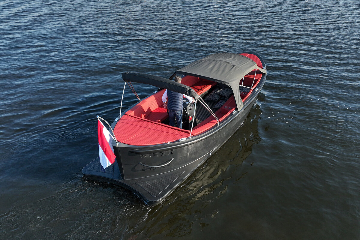 foto: 42 Triple X 800