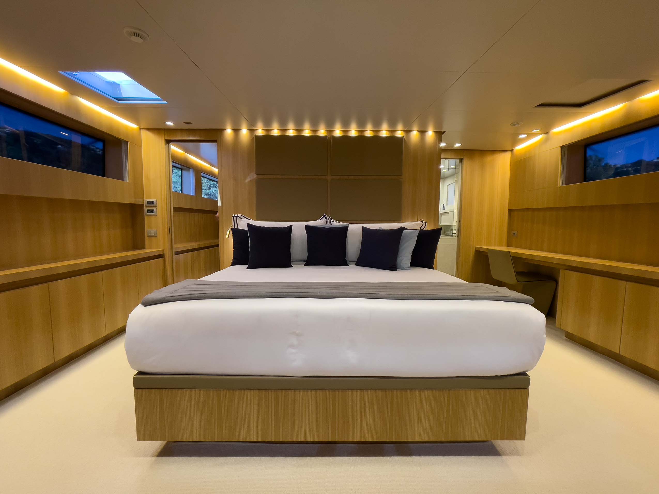 foto: 48 Sanlorenzo SL104 M/Y ST BARTH