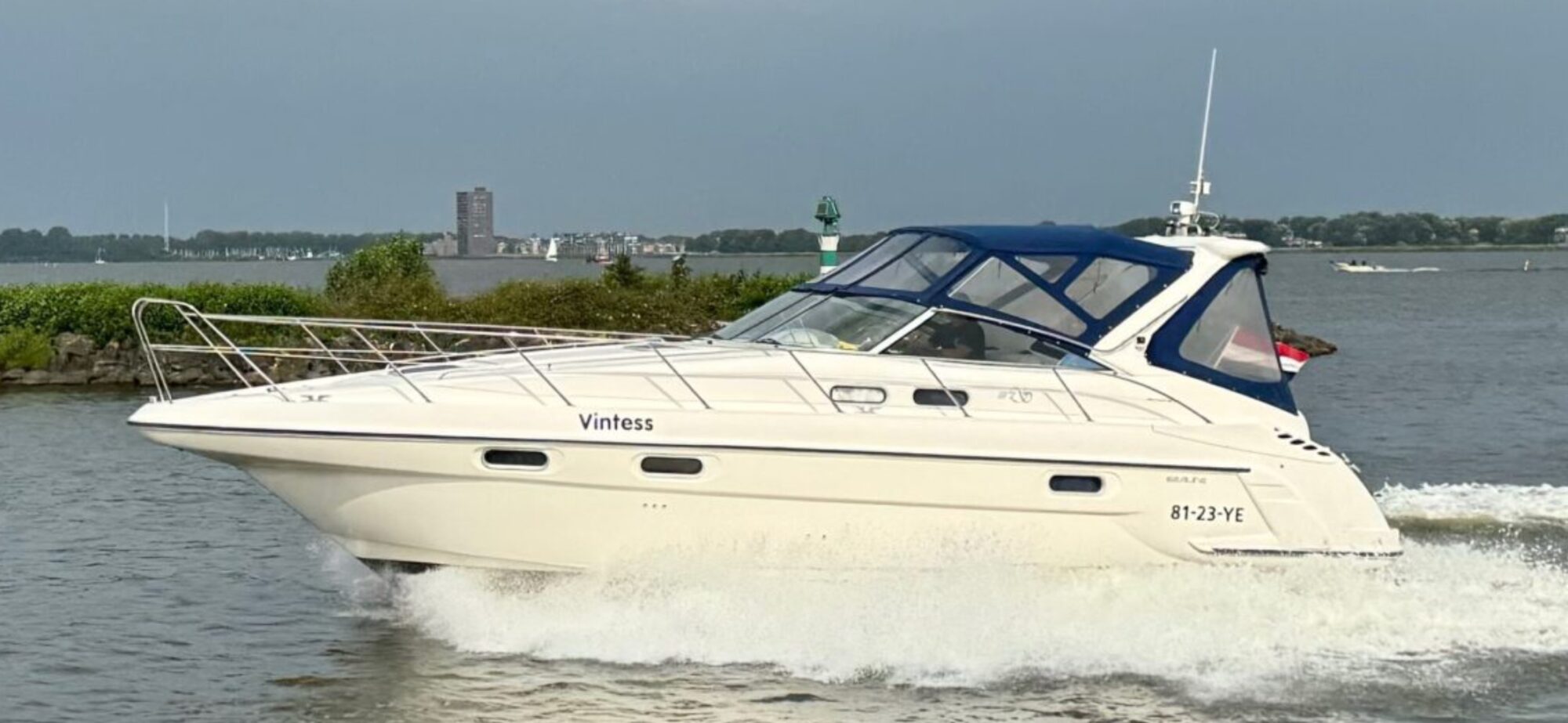hoofdfoto: 1 Sealine Sealine S37