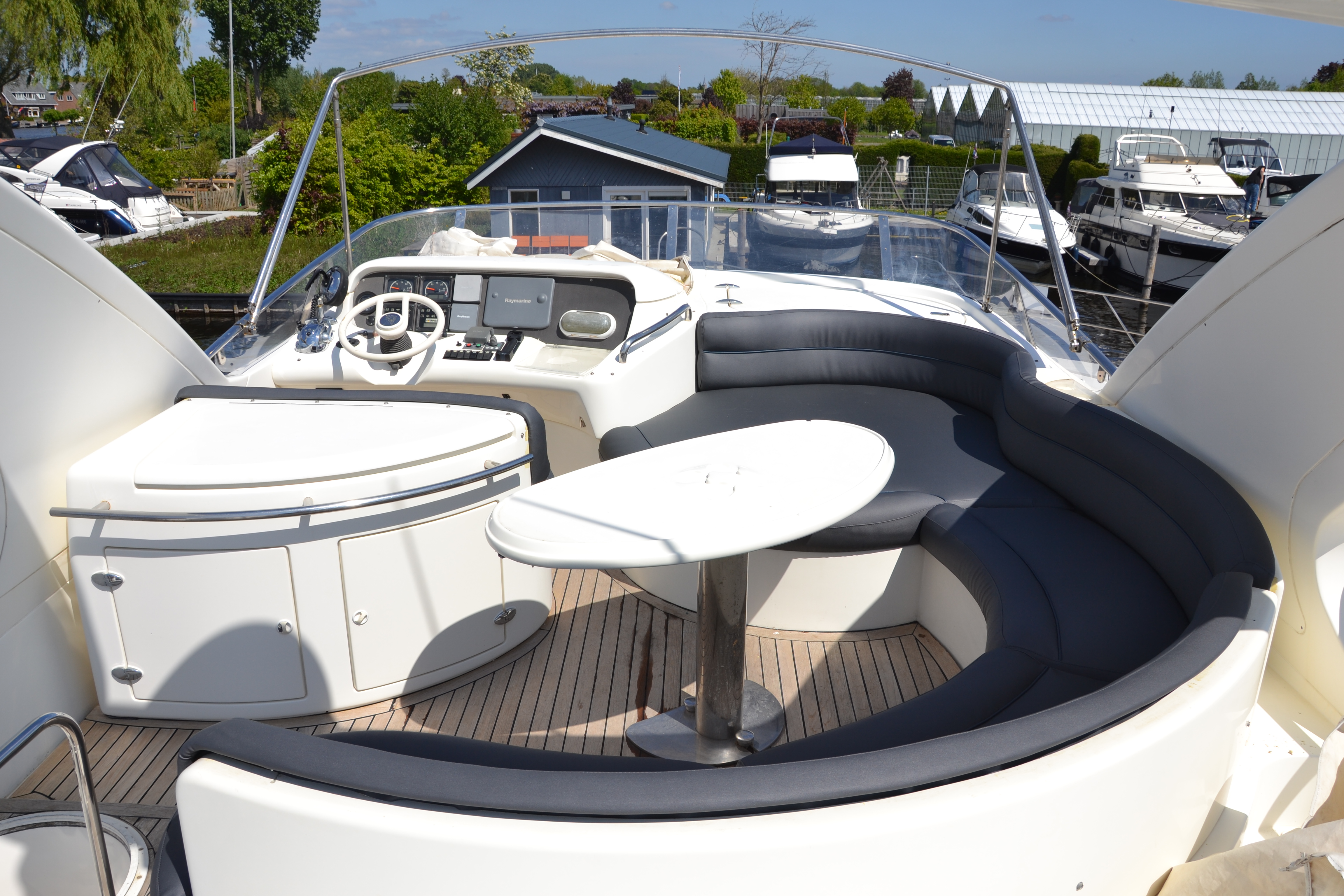 foto: 11 Azimut  55