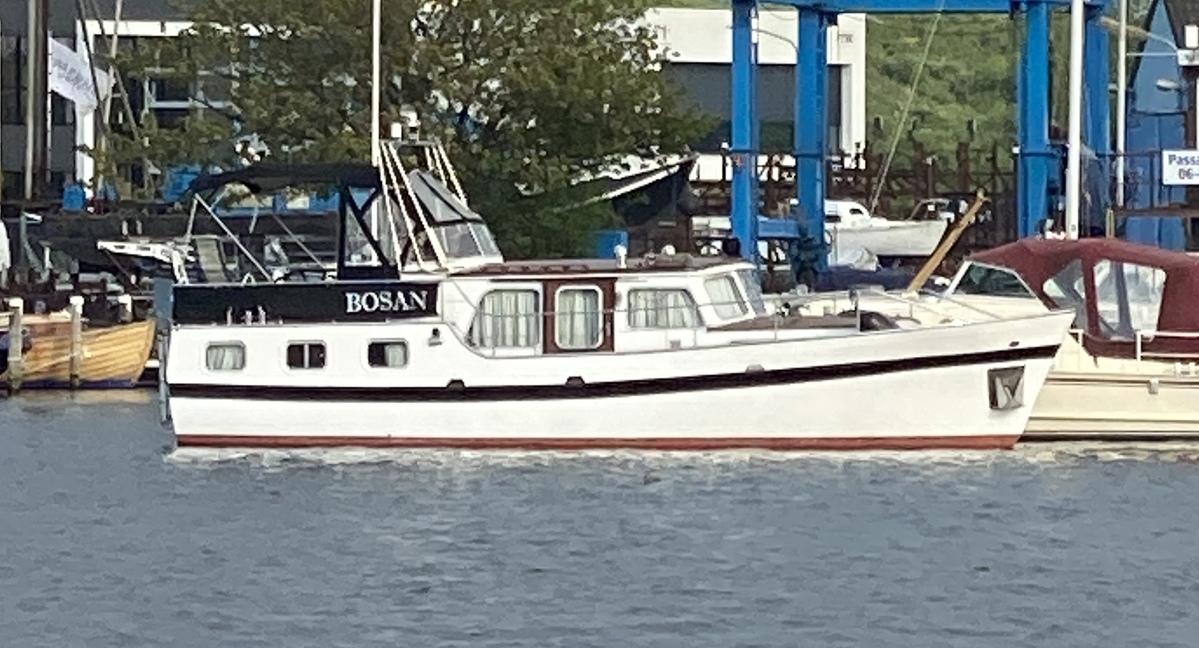 foto: 28 Gillissen  1130 AK Spiegelkotter