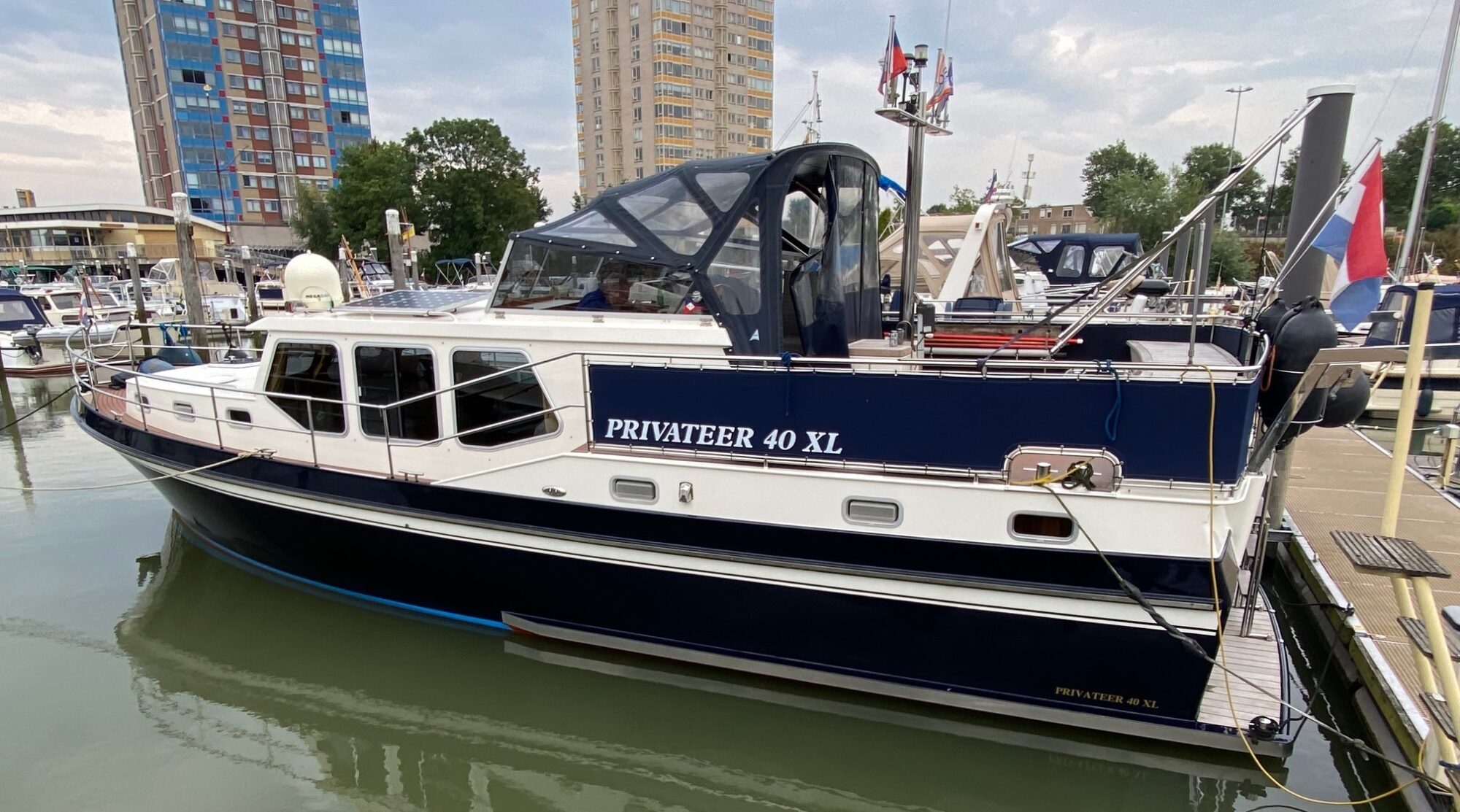 foto: 48 Privateer Privateer 40 XL Cabrio