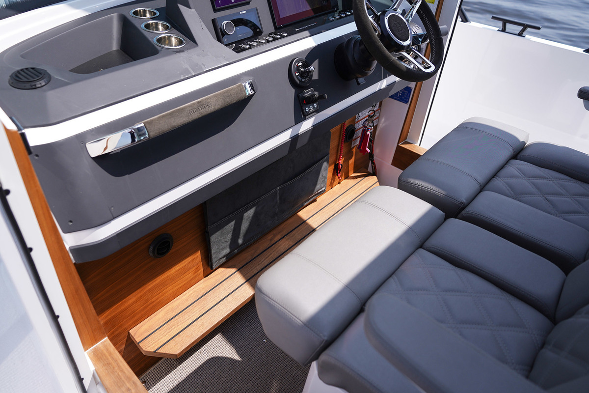 foto: 45 Axopar 28 Cabin