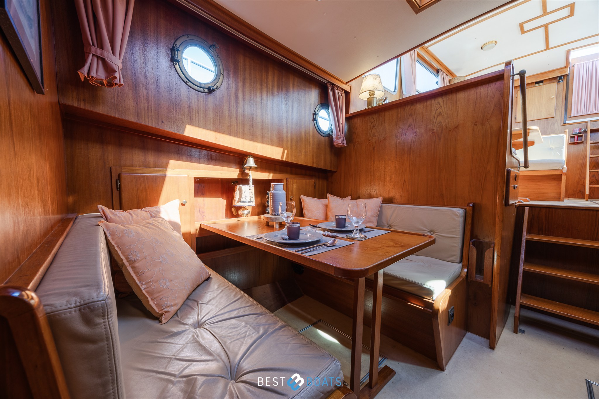 foto: 30 Linssen St. Jozef 1050 Salon