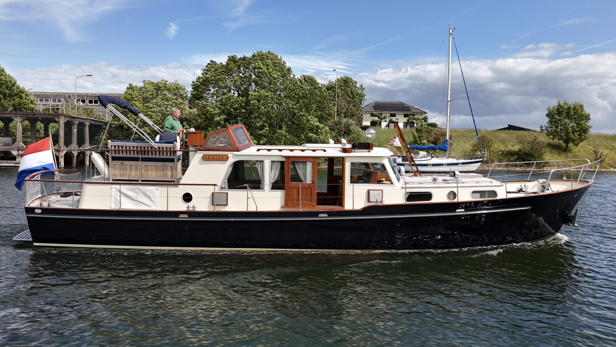 foto: 38 Gillissen Gillissen Rondspant Trawler 13.50 AK