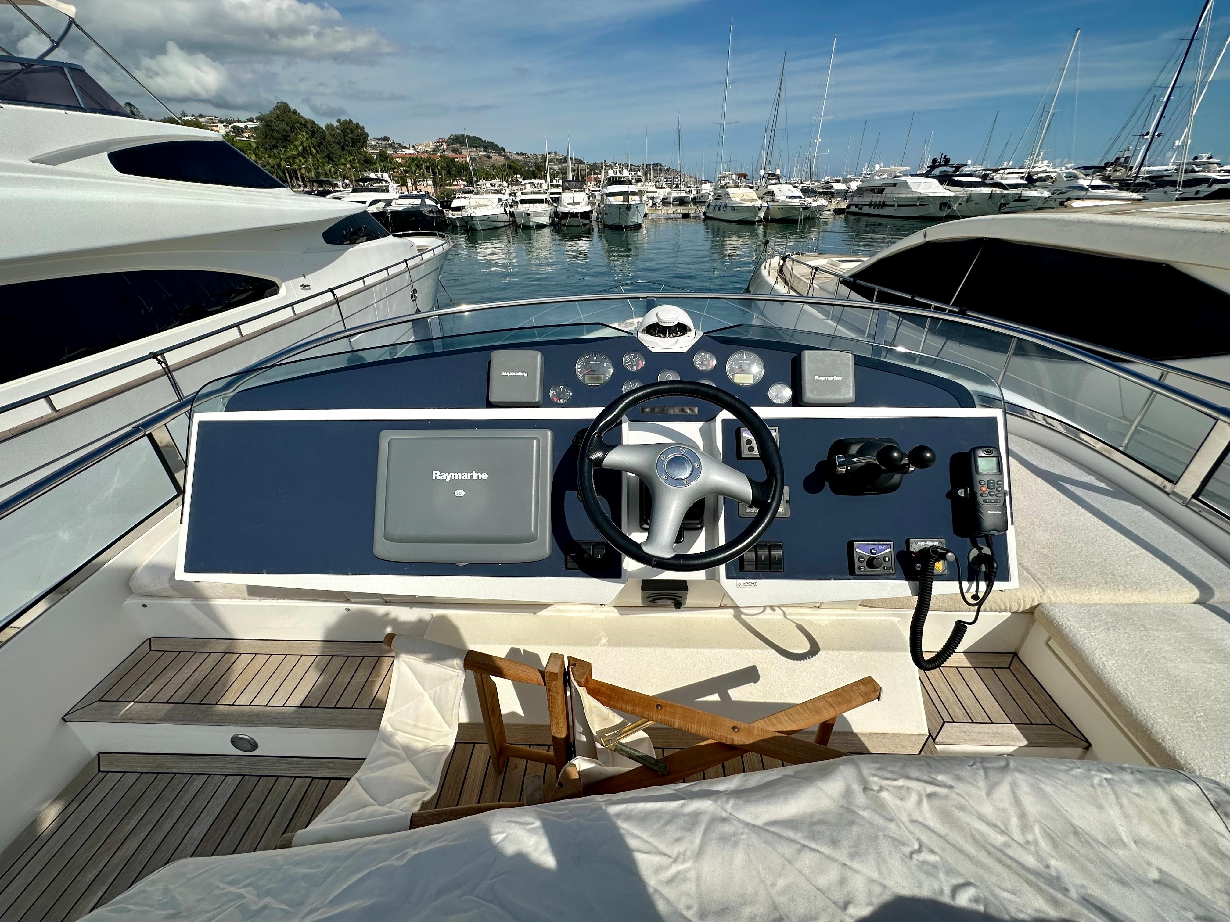 foto: 27 Fairline  Squadron 58