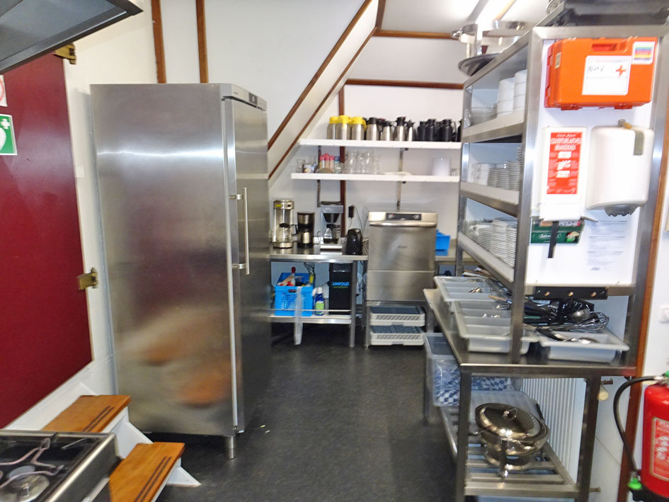 foto: 51 3 mast Charterschip / Evenementenboot 44 nachtgasten, 150 daggasten