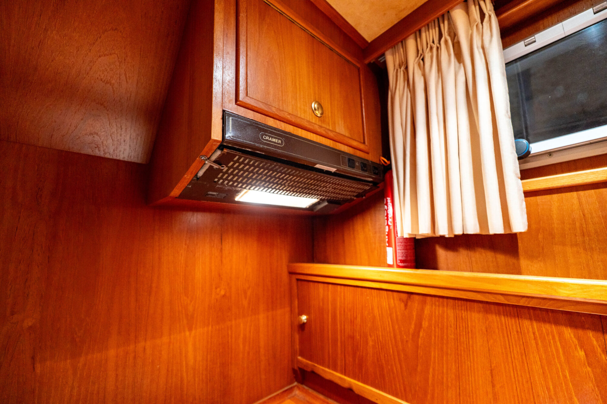 foto: 32 Volker Volker Trawler 13.50 AK Cabrio