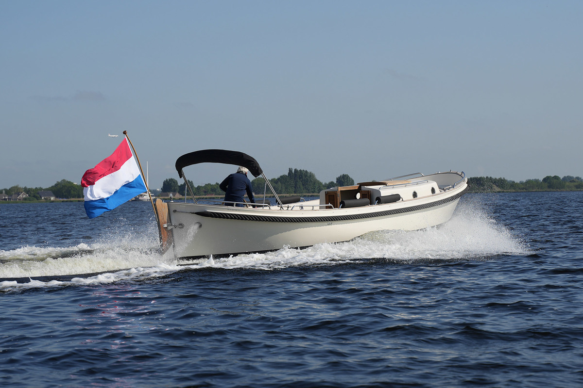 foto: 33 Jan van Gent 10.35 Cabin