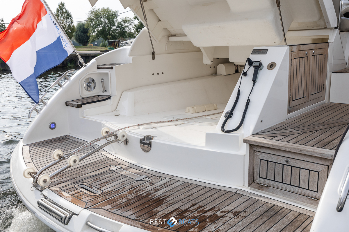 foto: 27 Fairline Targa 40