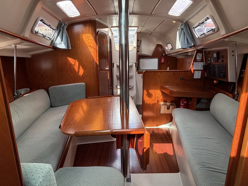 foto: 23 Beneteau Oceanis 321