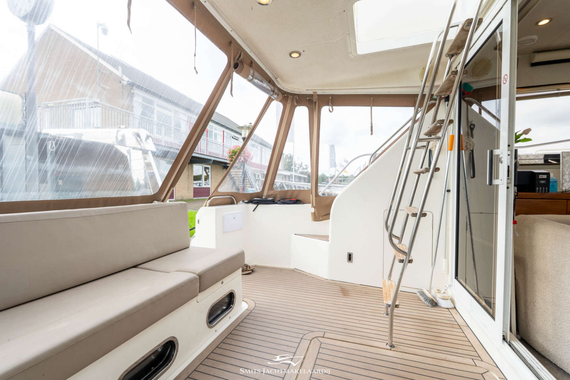 foto: 44 Princess Princess 48 Flybridge