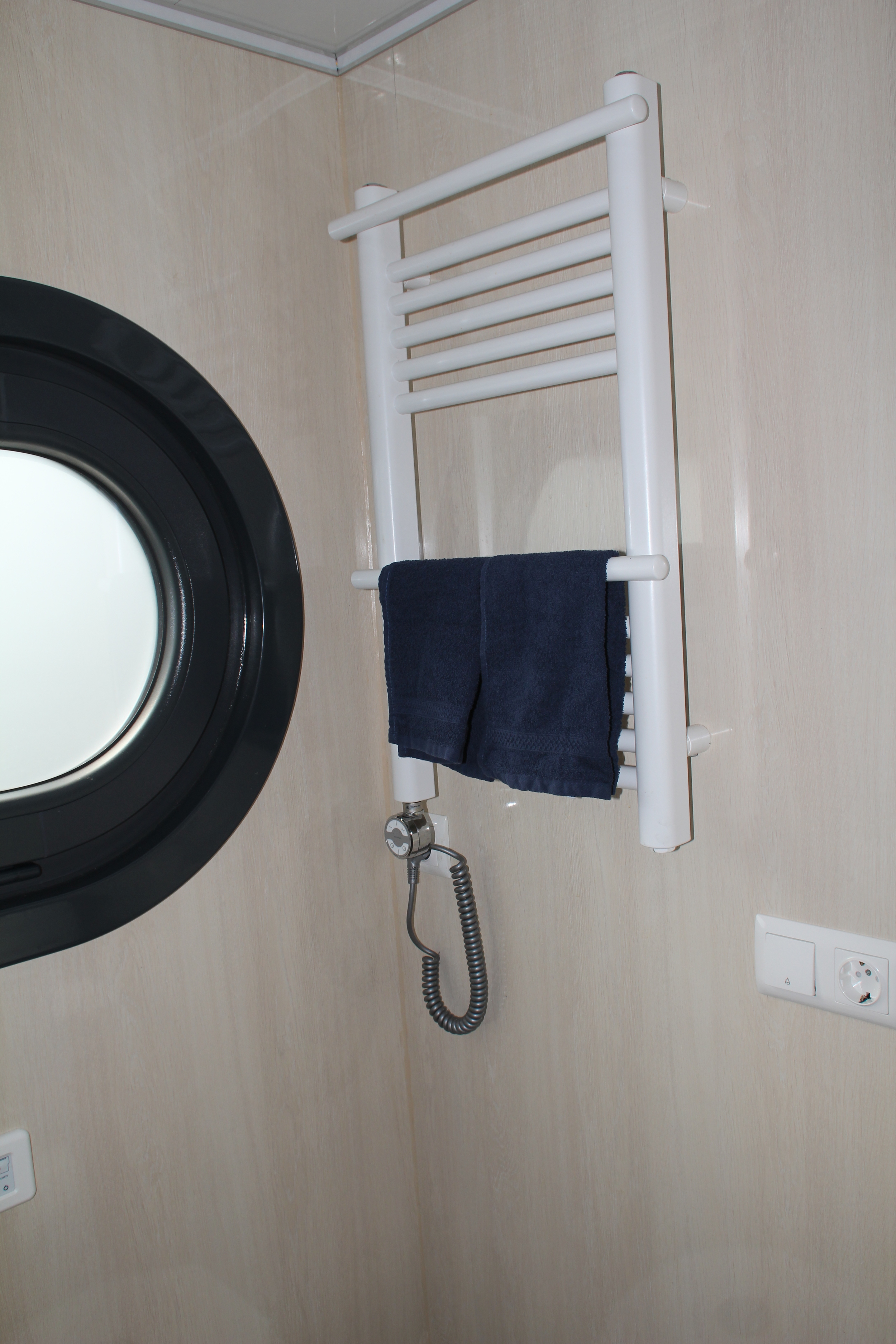 foto: 10 Campi 400 Houseboat MET CHARTER HARDEWIJK