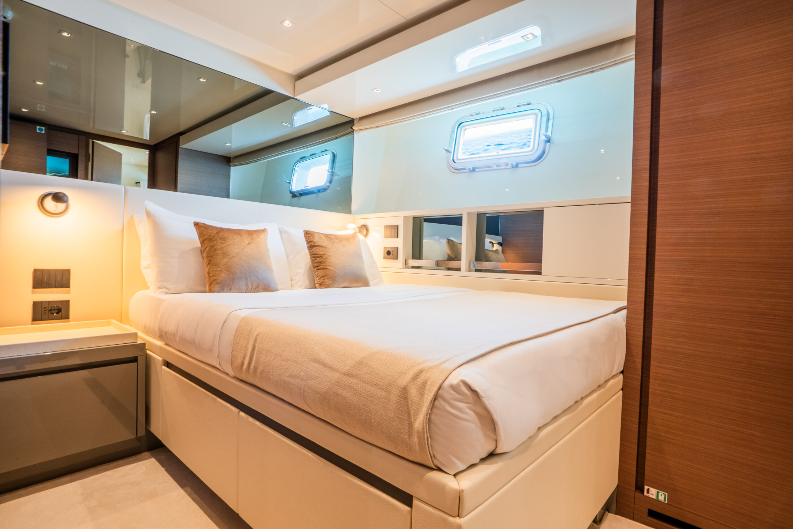 foto: 34 Sanlorenzo SL86