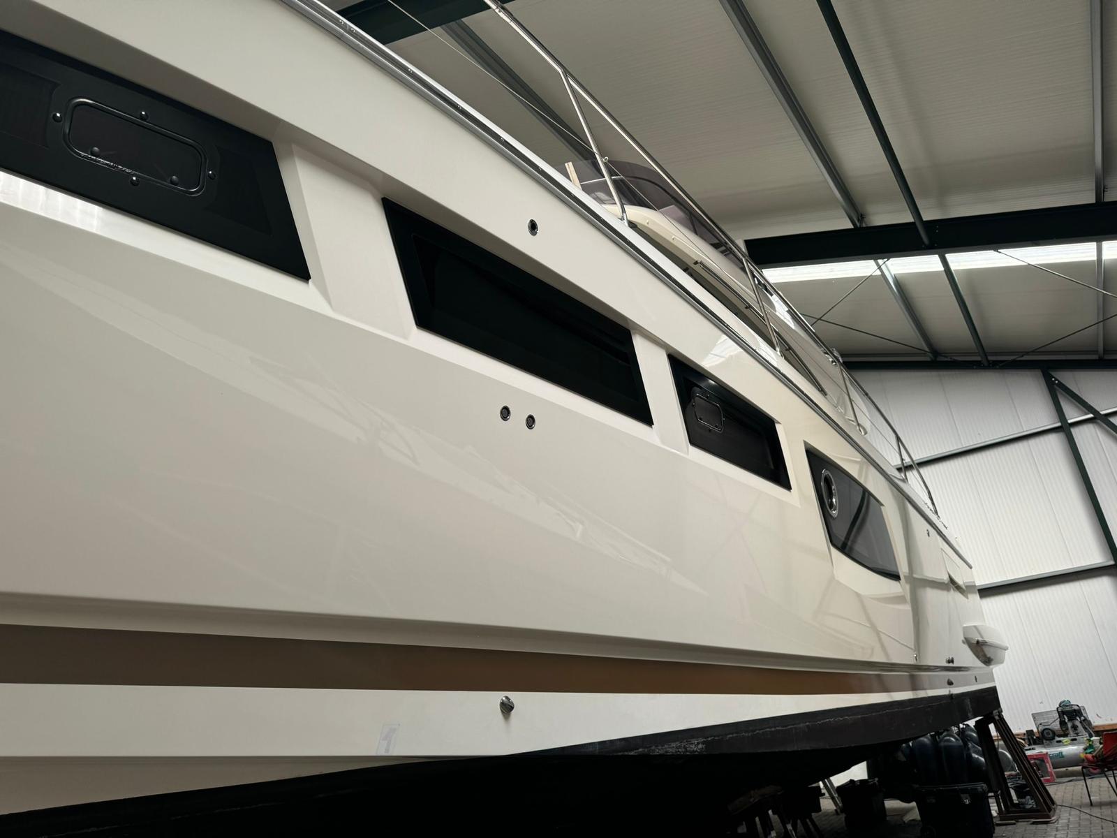 foto: 21 Prestige 500 Fly