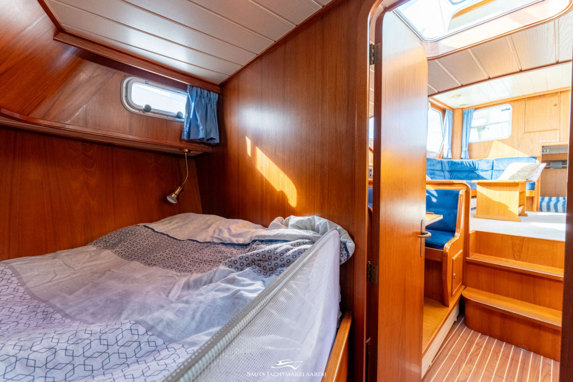 foto: 122 Monty Bank Monty Bank Kotter 41 AK