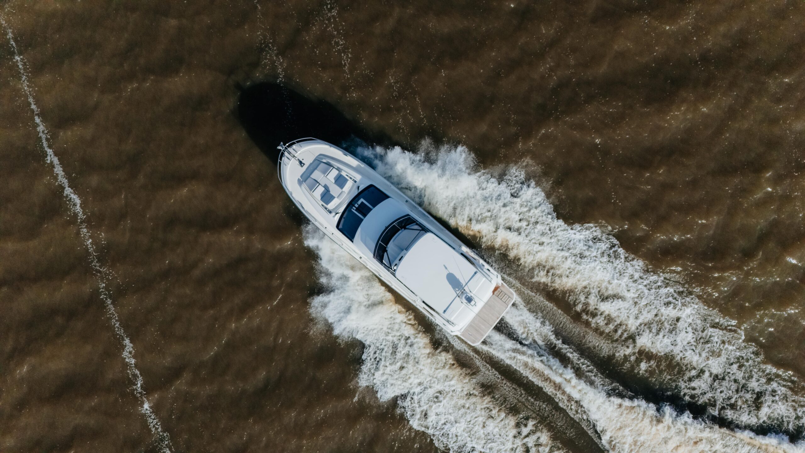 foto: 18 Prestige 520