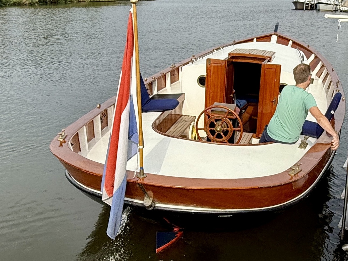 foto: 27 Qullet 900 Kajuitsloep