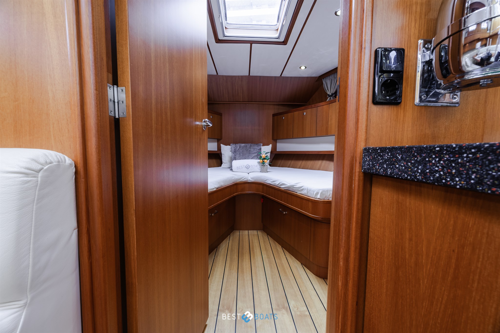 foto: 66 Sturier 500 CS